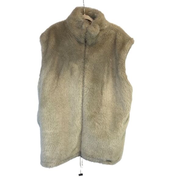CANADIAN made padou faux fur convertible jacket - Picture 3 of 12